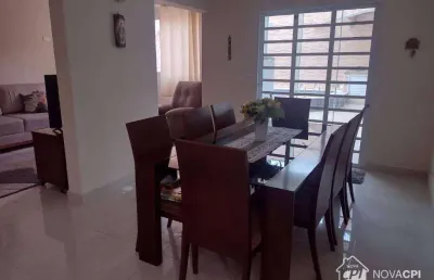 Sobrado com 4 suítes na vila voturuá são vicente/sp