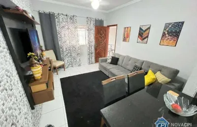Casa com piscina e 2 quartos no jardim quietude - praia grande/sp