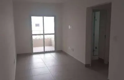 Apartamento com 2 quartos na aviação em praia grande/sp