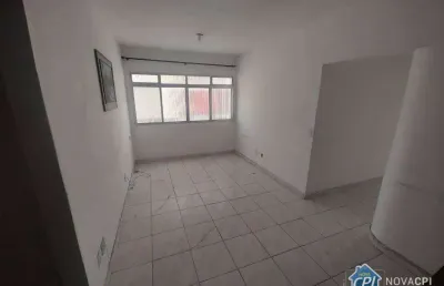 Apartamento com 2 quartos na guilhermina em praia grande/sp