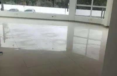 Sala comercial com 1 sala para alugar na Avenida Ubirajara Keutenedjian, Vila Mirim, Praia Grande