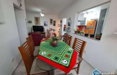 Apartamento mobiliado com 2 quartos a 270 metros da praia