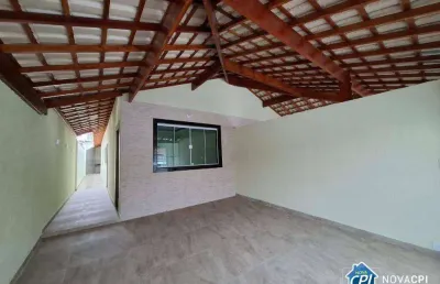Casa geminada com 2 quartos no maracanã em praia grande/sp