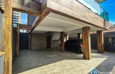 Sobrado de fundos com 2 quartos na aviação em praia grande/sp