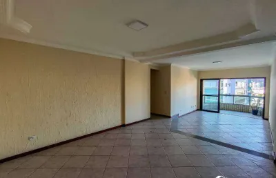 Apartamento com 3 quartos canto do forte na praia grande/sp