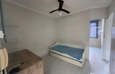 Kitnet com 1 quarto vila guilhermina na praia grande/sp