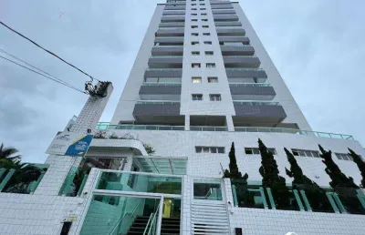 Apartamento com 1 quarto com suíte e sacada gourmet a 400m da praia – lazer completo