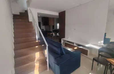 Sobrado triplex com 3 quartos no canto do forte em praia grande/sp