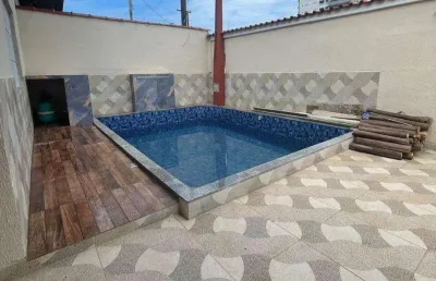 Casa isolada com piscina e churrasqueira à venda no caiçara – praia grande