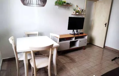 Apartamento frente mar com 1 quarto na vila guilhermina em praia grande/sp