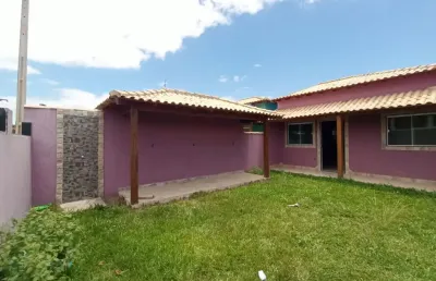 Charmosa casa com área gourmet e cisterna no residencial vivamar