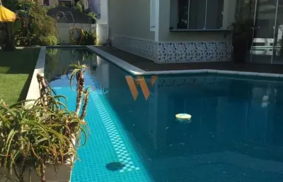 Ótima casa com 374m² à venda em jurerê in – florianópolis/sc!