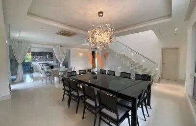 Casa alto padrão com 588m² para aluguel anual em jurerê in!