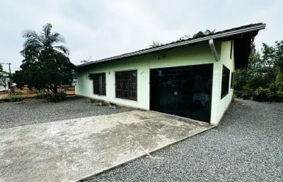 Casa com 3 quartos à venda no Bom Retiro, Joinville 