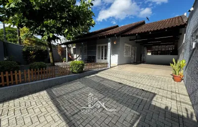 Casa com 2 quartos à venda no Santo Antônio, Joinville 