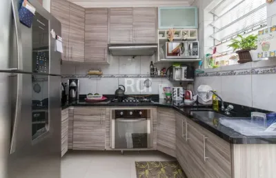 Casa com 5 quartos à venda na Rua Guilherme Schell, Santo Antônio, Porto Alegre