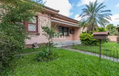Casa com 4 quartos à venda na Rua Barão do Amazonas, Partenon, Porto Alegre