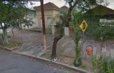 Terreno à venda na Rua Luiz de Camões, Santo Antônio, Porto Alegre