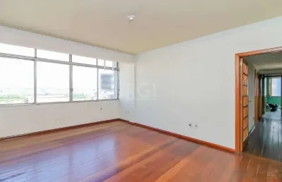 Apartamento com 4 quartos à venda na Avenida Independência, Independência, Porto Alegre