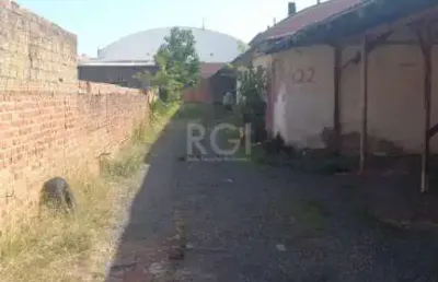 Terreno à venda na Rua Piauí, Santa Maria Goretti, Porto Alegre