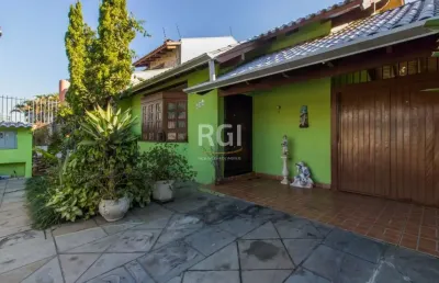 Casa com 4 quartos à venda na Avenida Doutor Rubem Knijnik, Rubem Berta, Porto Alegre