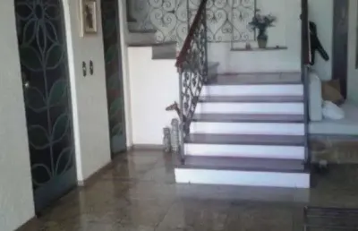 Casa com 3 quartos à venda na Rua Assunção, Jardim Lindóia, Porto Alegre