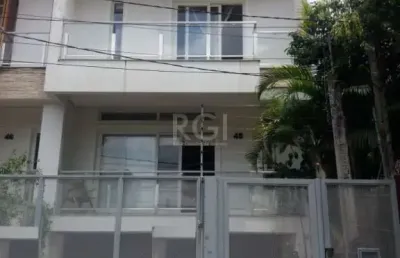 Casa com 3 quartos à venda na Rua Caracas, Jardim Lindóia, Porto Alegre