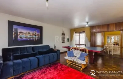 Casa com 3 quartos à venda na Avenida Montreal, Jardim Lindóia, Porto Alegre
