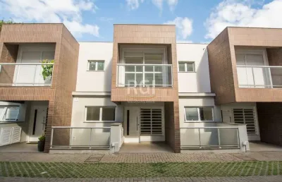 Casa em condomínio fechado com 3 quartos à venda na Avenida Pinheiro Borda, Cristal, Porto Alegre