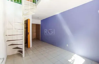 Casa em condomínio fechado com 2 quartos à venda na Rua Joaquim Cruz, Santo Antônio, Porto Alegre