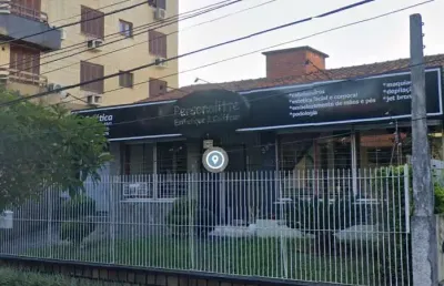 Casa comercial à venda na Avenida Quito, Jardim Lindóia, Porto Alegre