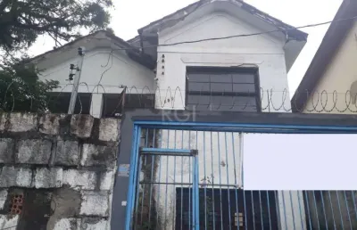 Casa com 3 quartos à venda na Avenida Silva Paes, Medianeira, Porto Alegre