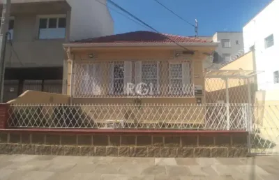 Casa com 3 quartos à venda na Avenida Guido Mondin, São Geraldo, Porto Alegre