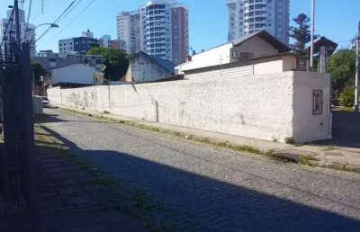 Terreno à venda na Avenida Mariland, São João, Porto Alegre