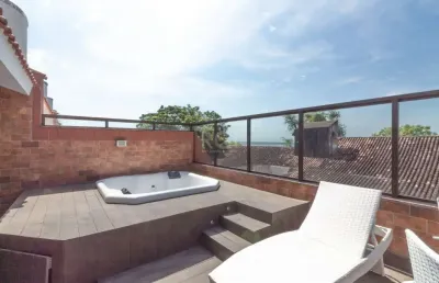 Casa em condomínio fechado com 5 quartos à venda na Avenida Taquary, Cristal, Porto Alegre