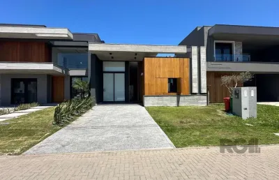 Casa em condomínio fechado com 4 quartos à venda na Rua Rio Divisa, Centro, Xangri-Lá