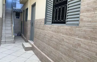 Casa com 2 quartos para alugar na rua gonçalo de andrade, vila souza, são paulo, 55 m2 por r$ 1.000