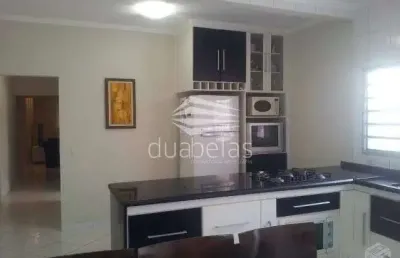 Vendo ótima casa tipo sobrado – zona sul, em são josé dos campos