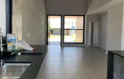 Ótima casa térrea à venda – condomínio fechado vereda dos campos, sjc
