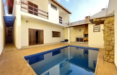 Casa com 3 quartos à venda na Rua Rosa Lea Ferrari Lisboa, 396, Jardim Acapulco, São Carlos