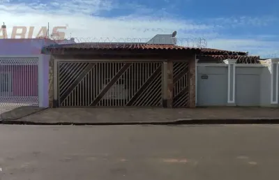 Casa com 3 quartos à venda na Rua Rosa Lea Ferrari Lisboa, 222, Jardim Acapulco, São Carlos