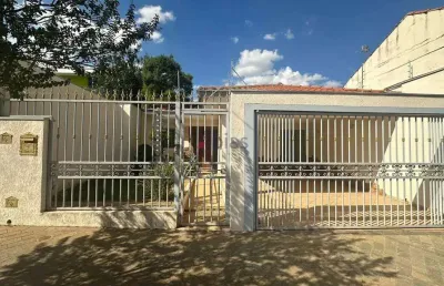 Casa com 4 quartos para alugar na Rua Dom Pedro II, 1494, Vila Monteiro (Gleba I), São Carlos