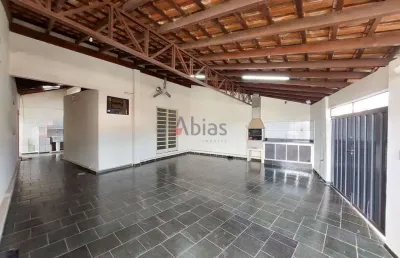 Casa com 2 quartos para alugar na Rua da Imprensa, 168, Vila Faria, São Carlos