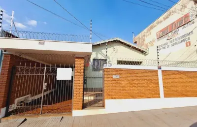 Casa com 3 quartos à venda na Rua Dona Alexandrina, 303, Vila Monteiro (Gleba I), São Carlos