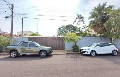 Casa com 5 quartos para alugar na Alameda dos Narcisos, 796, Cidade Jardim, São Carlos