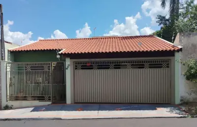 Casa em condomínio fechado com 3 quartos à venda na Rua Antônio Estrozi, 261, Parque Fehr, São Carlos