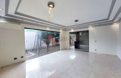 Casa com 3 quartos para alugar na Rua Presidente Vargas, 842, Vila Costa do Sol, São Carlos