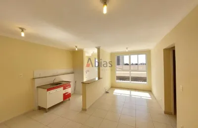 Apartamento com 2 quartos para alugar na Rua Jacinto Favoreto, 627, Jardim Lutfalla, São Carlos