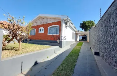 Casa com 3 quartos para alugar na Rua Dona Ana Prado, 797, Vila Prado, São Carlos