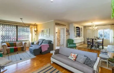 Casa com 4 quartos à venda na rua cariri, 46, vila assunção, porto alegre por r$ 1.380.000